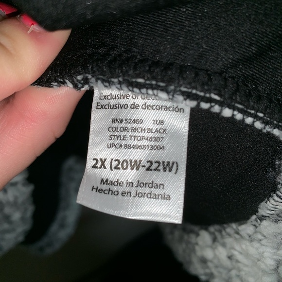 Time & True Quarter Zip Pullover Brand New - Picture 3 of 3